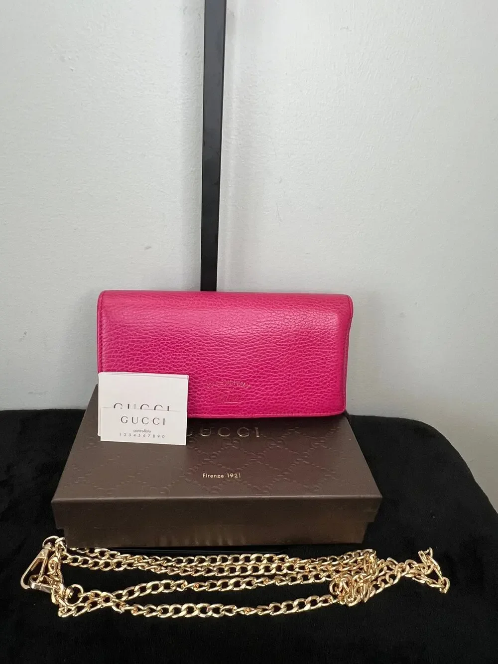 Gucci Pink Pebbled Leather Continental Wallet Box Card Chain Italy 354498